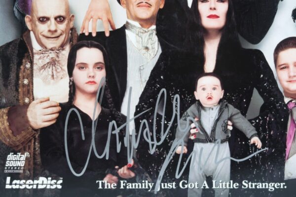 Addams Family Values (1993) Christina Ricci Signed Laserdisc LD NTSC Autographed
