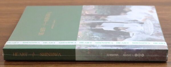 Shinhwa - Heart Album CD New Factory Sealed K-Pop 2018