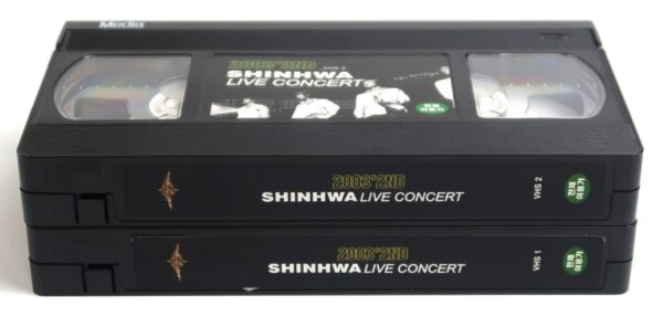Shinhwa 2003 2nd Live Concert VHS [NTSC] Video Tape K-Pop