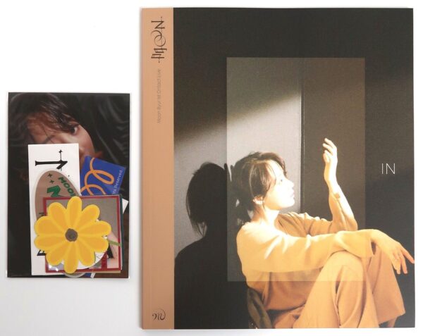 10-1472.jpg Moon Byul 1st Ontact Live Photobook + Stickers In Version Mamamoo Moonbyul