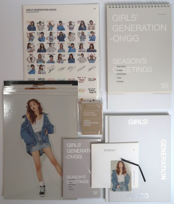 10-3114.jpg Girls' Generation 2019 Season's Greetings Official Goods Set Photocards SNSD '19