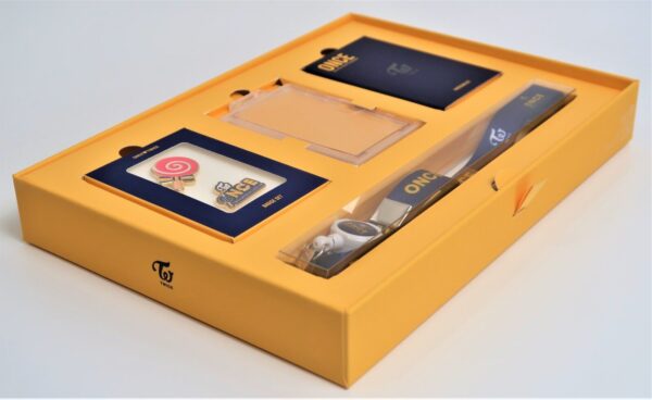10-5557.jpg Twice Once Official Fanclub 2nd Generation Goods Set Kit Box