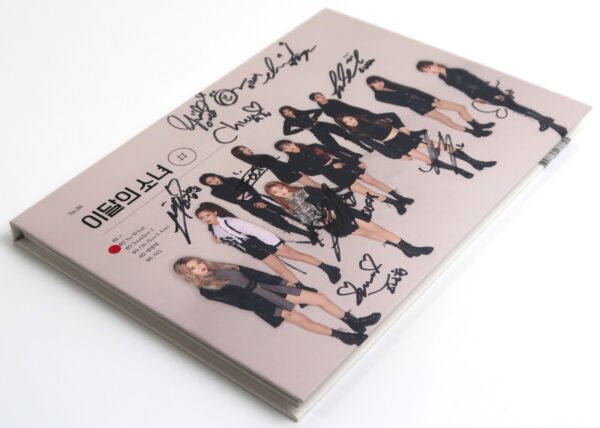 Loona # Hash Signed Autographed CD Album Promo K-Pop 2020 이달의소녀