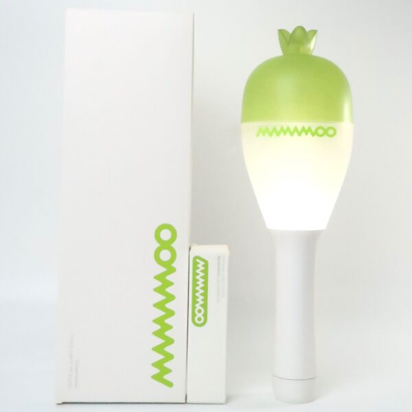 10-7611.jpg Mamamoo Official Light Stick Ver. 1 + Extra Battery Pack 1st Generation Moobong