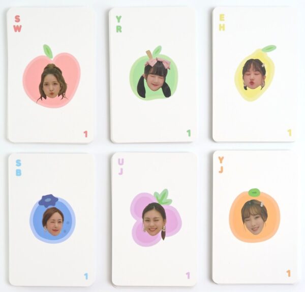 10-7702.jpg GFRIEND 2020 Season's Greetings Halli Galli Game Playing Cards Set