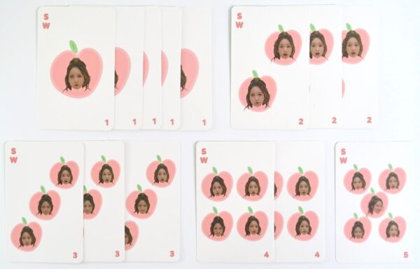 10-7703.jpg GFRIEND 2020 Season's Greetings Halli Galli Game Playing Cards Set