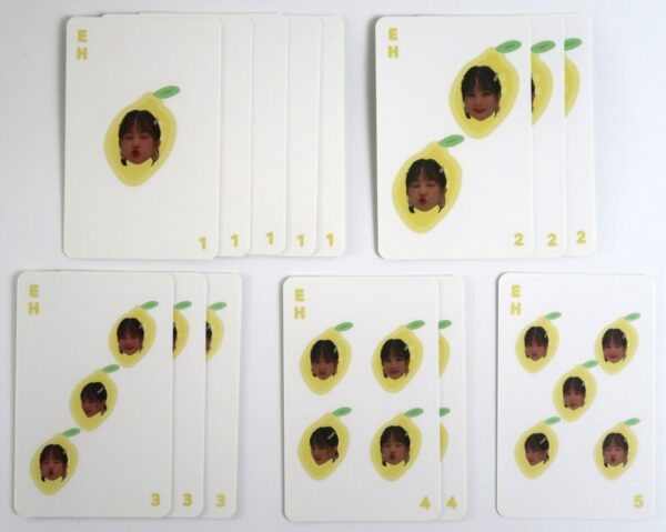 10-7705.jpg GFRIEND 2020 Season's Greetings Halli Galli Game Playing Cards Set