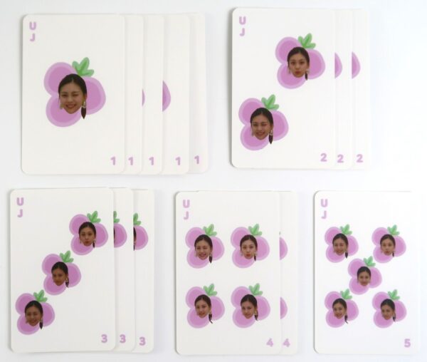 10-7706.jpg GFRIEND 2020 Season's Greetings Halli Galli Game Playing Cards Set