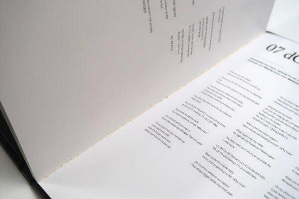 10-8639.jpg Onlyoneof - Seoul Collection + 2 Photocards CD Album 2023