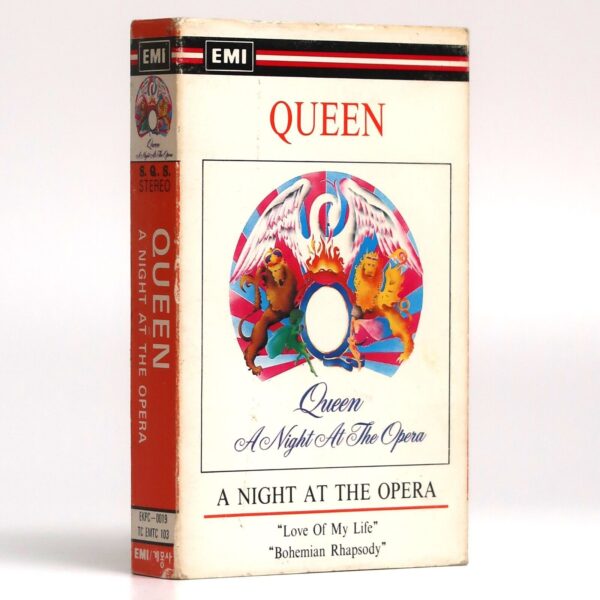 10-870.jpg Queen - A Night At The Opera Korean Cassette Tape Album Korea
