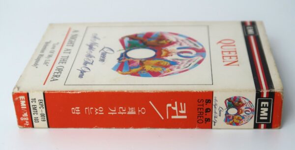 10-874.jpg Queen - A Night At The Opera Korean Cassette Tape Album Korea