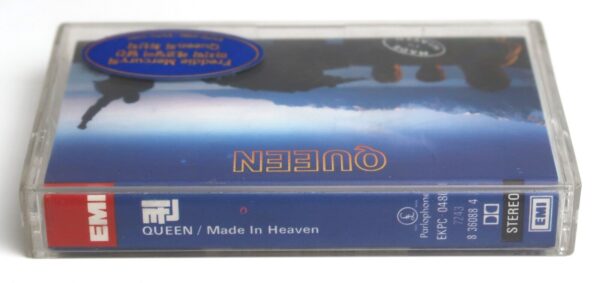 10-882.jpg Queen - Made in Heaven Korean Cassette Tape Album Korea