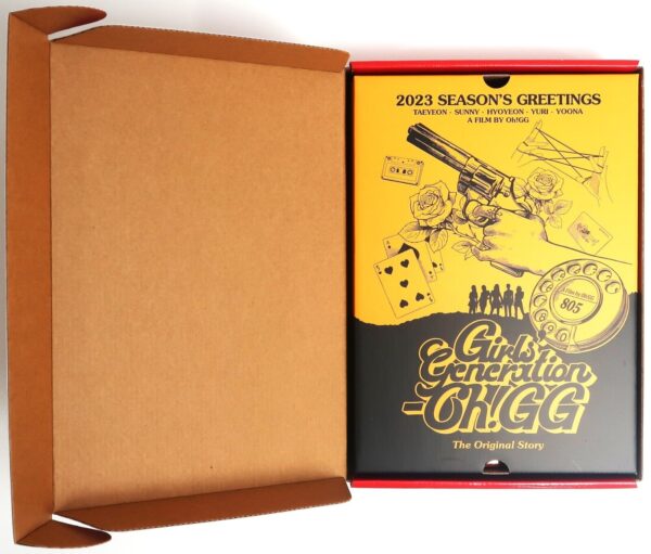 10-9382.jpg Girls' Generation 2023 Season's Greetings Official Goods Set Photocards SNSD