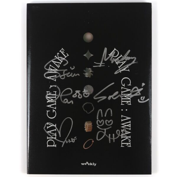 Weeekly - Play Game Awake Signed Autographed + Message CD Album Promo K-Pop 2022