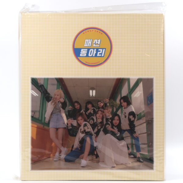 IMG_3341 Twice Fashion Club University Photocard Binder New Sealed