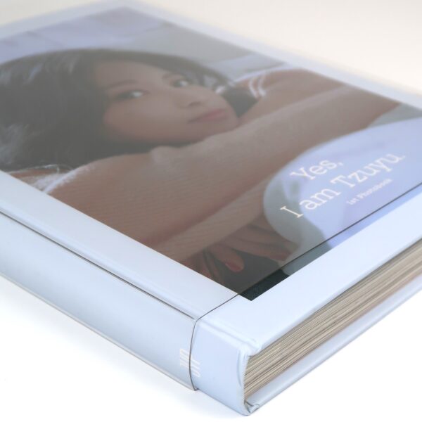 Twice Yes, I am Tzuyu 1st Photobook Blue Version + Postcards + Photocards 2021