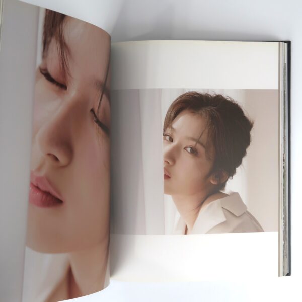 IMG_4151 Twice Yes, I am Sana 1st Photobook Black Version + Postcards + Photocards 2021