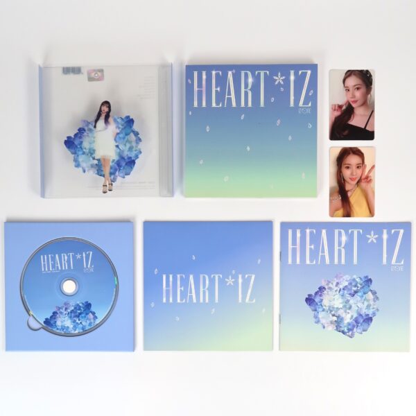 IMG_6953 IZ*ONE - Heart*Iz Sapphire Yuri Ver. Album CD Eunbi Photocards Izone Heartiz