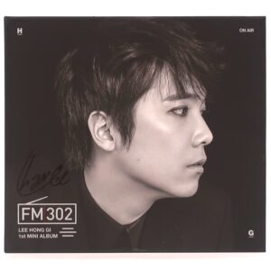IMG_7728 Lee Hong Gi - FM 302 Signed Autographed CD Album Promo K-Pop 2015 FTISLAND