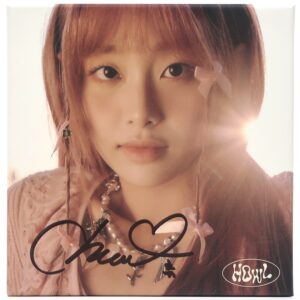 Chuu - Howl Signed Autographed CD Mini Album Promo Loona 2023