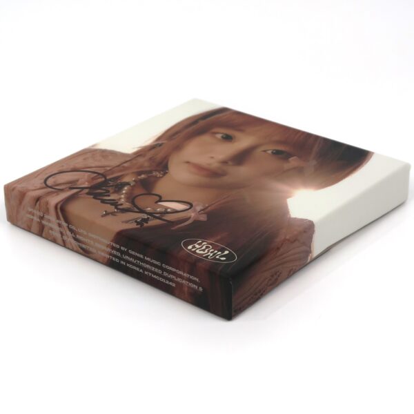 Chuu - Howl Signed Autographed CD Mini Album Promo Loona 2023