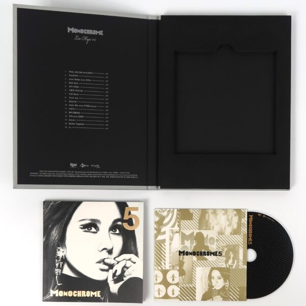 IMG_4398 Lee Hyo Ri - Monochrome Limited Edition CD Album Photobook Hyori