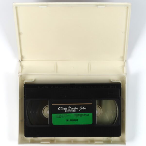 Olivia Newton-John Live 1982 Korean VHS [NTSC] Korea