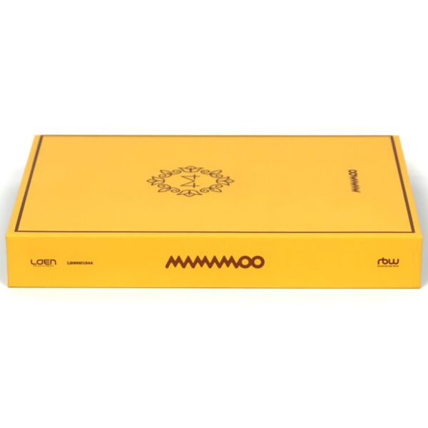 Mamamoo - Yellow Flower Album CD Moonbyul Photocard K-Pop 2018