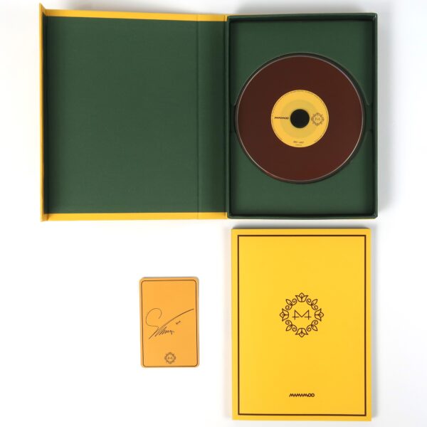 Mamamoo - Yellow Flower Album CD Solar Photocard K-Pop 2018