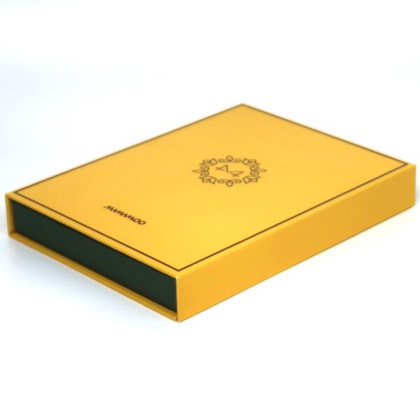 Mamamoo - Yellow Flower Album CD Hwasa Photocard K-Pop 2018