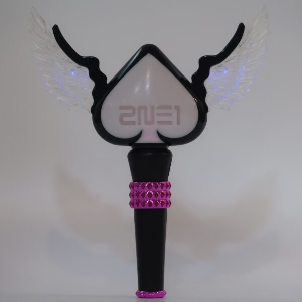 IMG_4663 2NE1 Spade Wing Lightstick Japan Light Stick