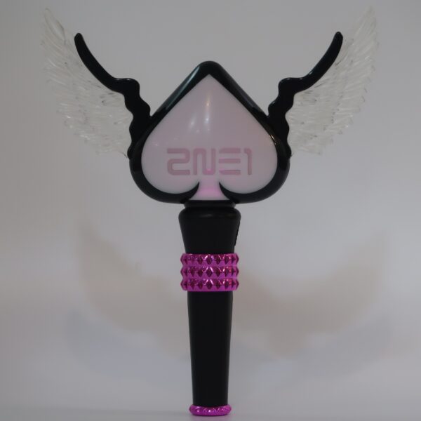 IMG_4664 2NE1 Spade Wing Lightstick Japan Light Stick