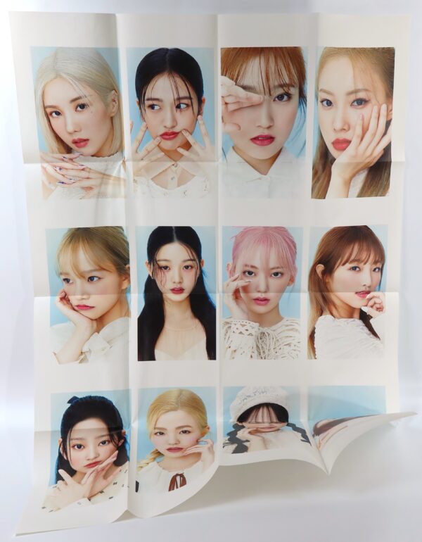 IZ*ONE Waves Magazine China 11 2020 Group Photocard + Poster Set