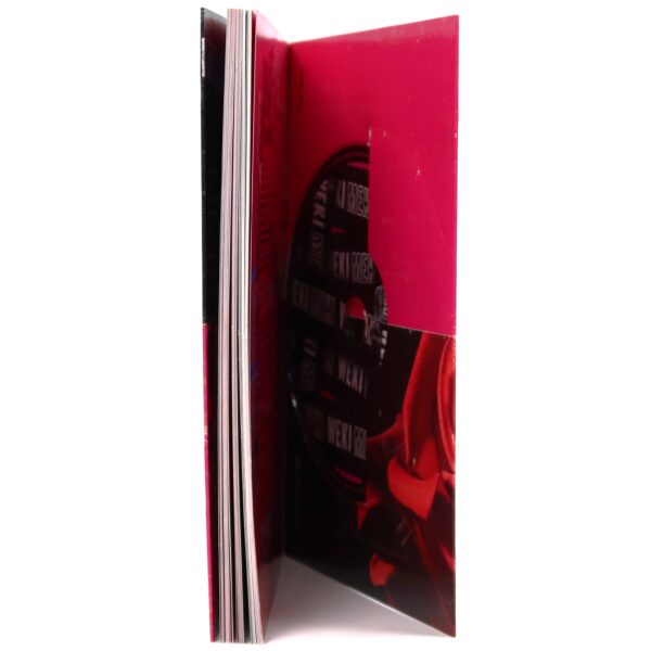 Weki Meki - Kiss, Kicks [Kiss Ver.] Signed Autographed CD Album Promo 2018 K-Pop