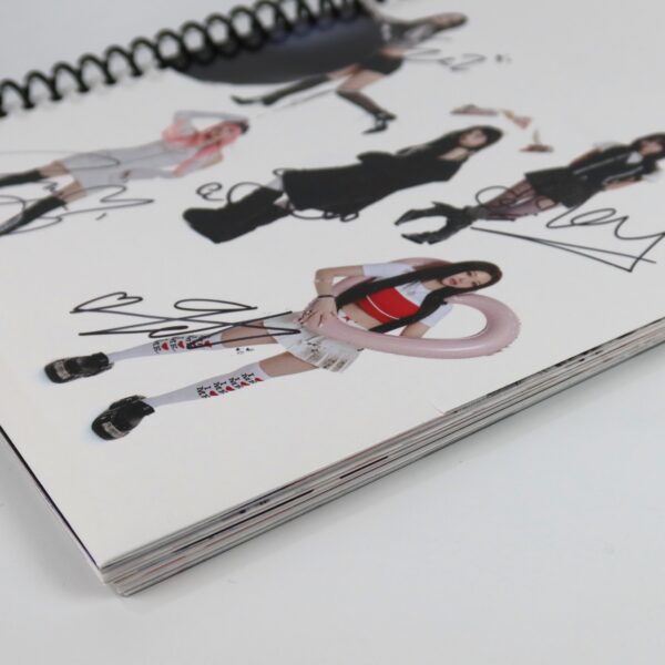 Rescene - Glow Up 2nd Mini Album Signed Autographed CD Promo K-Pop 2025