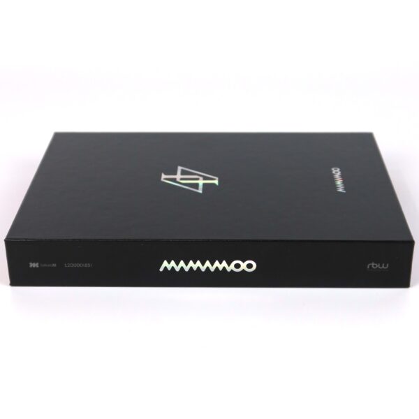 Mamamoo - Reality In Black Album CD + Moonbyul Photocard Set