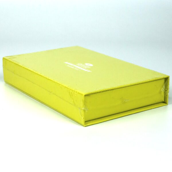 IU 13th Anniversary Badge Set Sealed 2021 K-Pop Uena