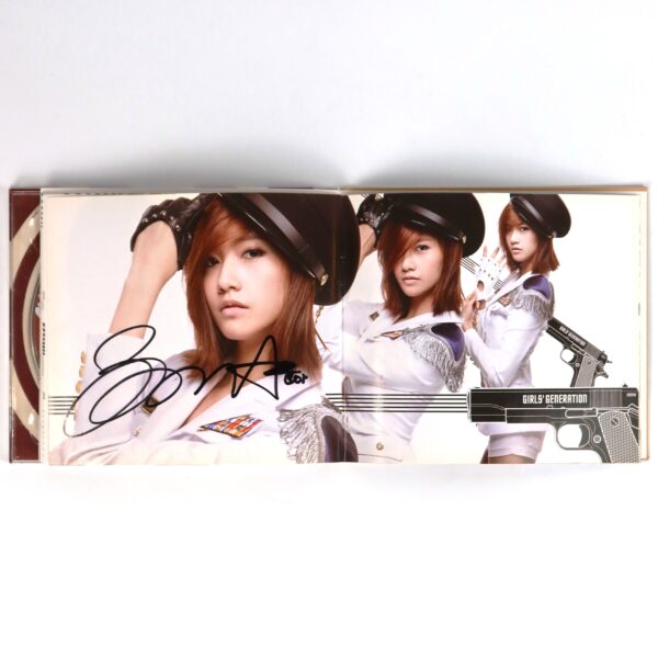 Girls' Generation - The Second Mini Album Pages Signed Autographed CD K-Pop 2009