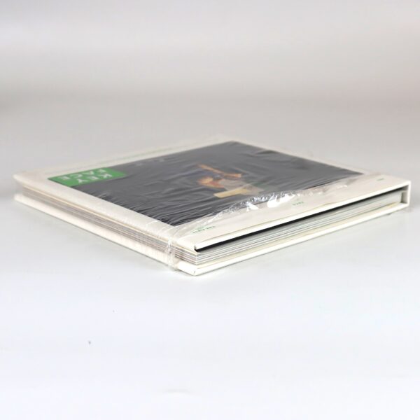 Key - Face [White Ver.] The First Album CD + Photocard K-Pop 2018 Shinee 2