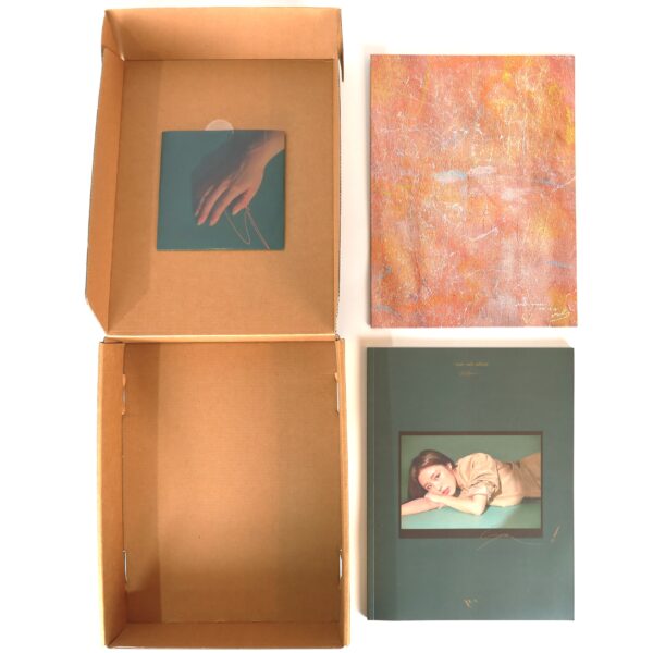 Wheein - Soar Solo Album CD [No Easel] 2019 Korea Mamamoo Whee In