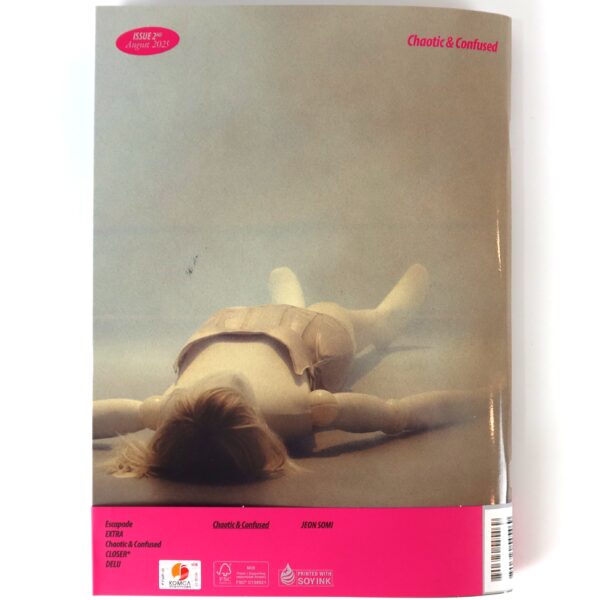 IMG_4718 Jeon Somi - Chaotic & Confused 2nd Mini Album Signed CD Promo 2025