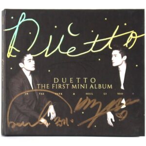 IMG_5633 Duetto - The First Mini Album Signed CD Album Classical Pop 2017