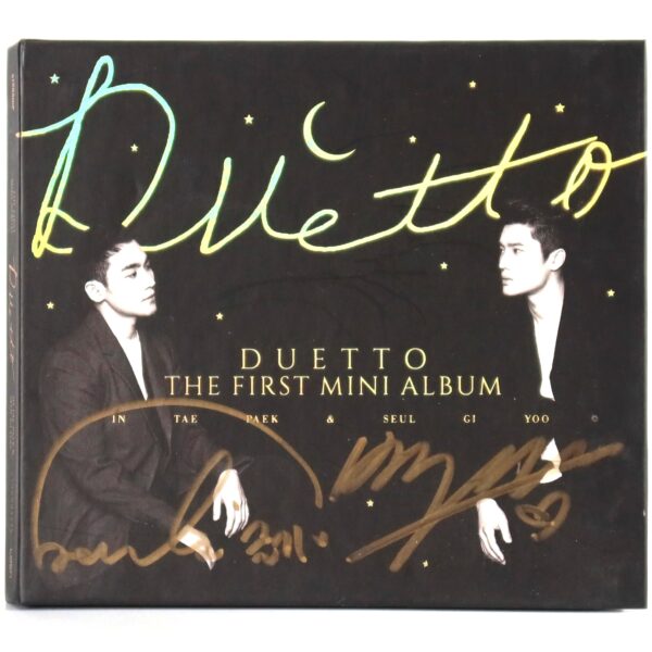 IMG_5633 Duetto - The First Mini Album Signed CD Album Classical Pop 2017