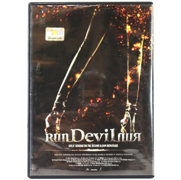 IMG_6353 Girls' Generation - Run Devil Run 2nd Album Repackage CD + Poster K-Pop 2010