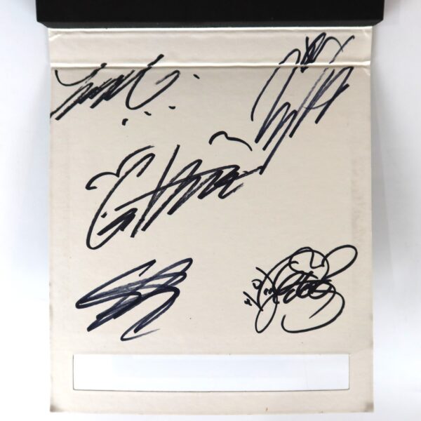 IMG_6906 Bigbang - Hot Issue 2nd Mini Album Signed Autographed CD 2007