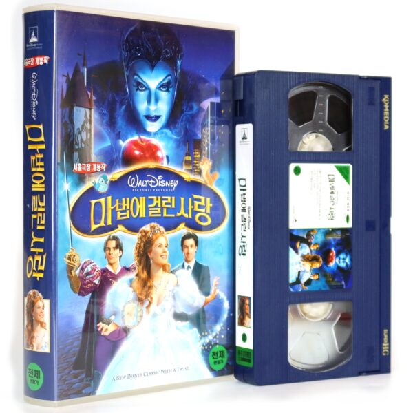 Enchanted (2007) Korean Late VHS Rental [NTSC] Korea Disney