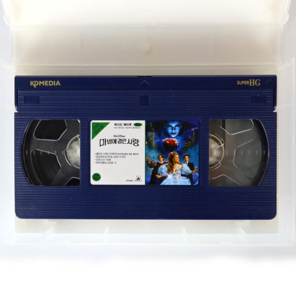 Enchanted (2007) Korean Late VHS Rental [NTSC] Korea Disney