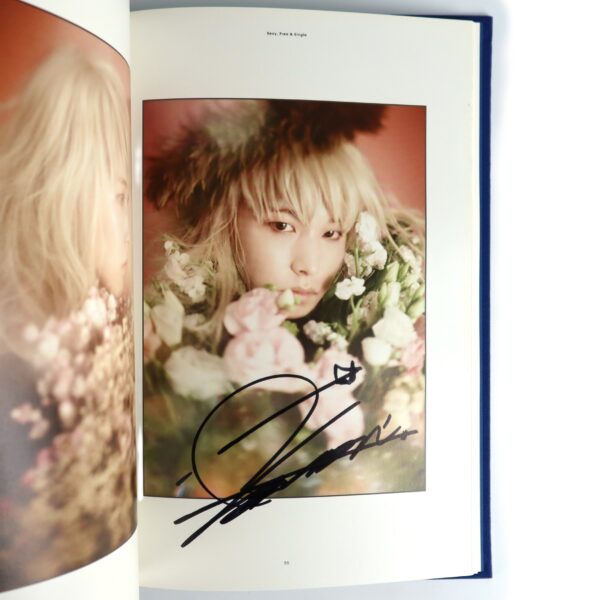 IMG_7341 Super Junior - Sexy, Free & Single Pages Signed CD Album Promo K-Pop 2012