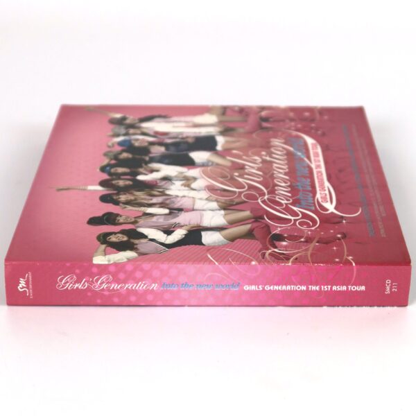IMG_1120 Girls' Generation - Into the New World The 1st Asia Tour Album CD K-Pop 2007
