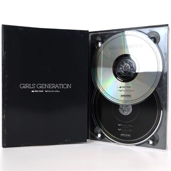 IMG_1210 Girls' Generation - Mr. Taxi / Run Devil Run Japanese CD + DVD Korean Pressing